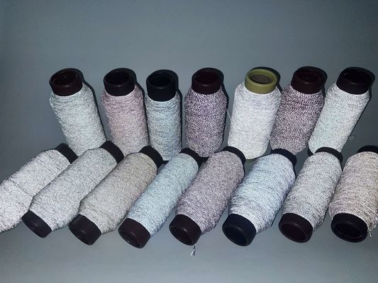 Warna abu-abu benang reflektif tinggi lembut reflektif benang jahitan reflektif benang bordir