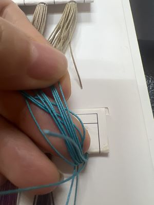 0.3mm Wax Coated Yarn Polyester Flat Waxed Thread High Tenacity Polyester Wax Sewing Thread